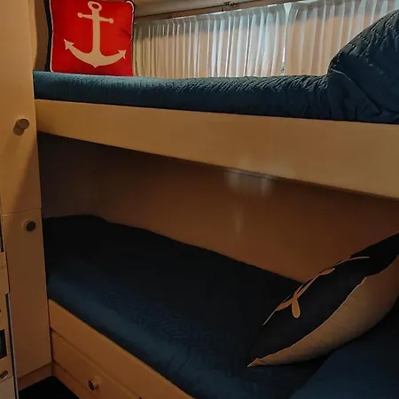 Desire Charming House Boat 巴勒莫