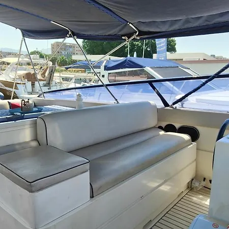 Desire Charming House Boat